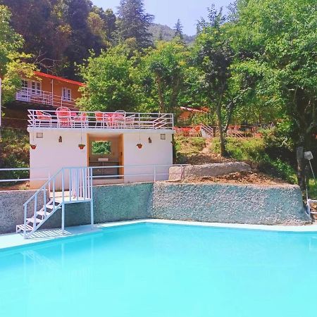 Aamod At Shoghi Luxury Cottage Resort Shimla Esterno foto