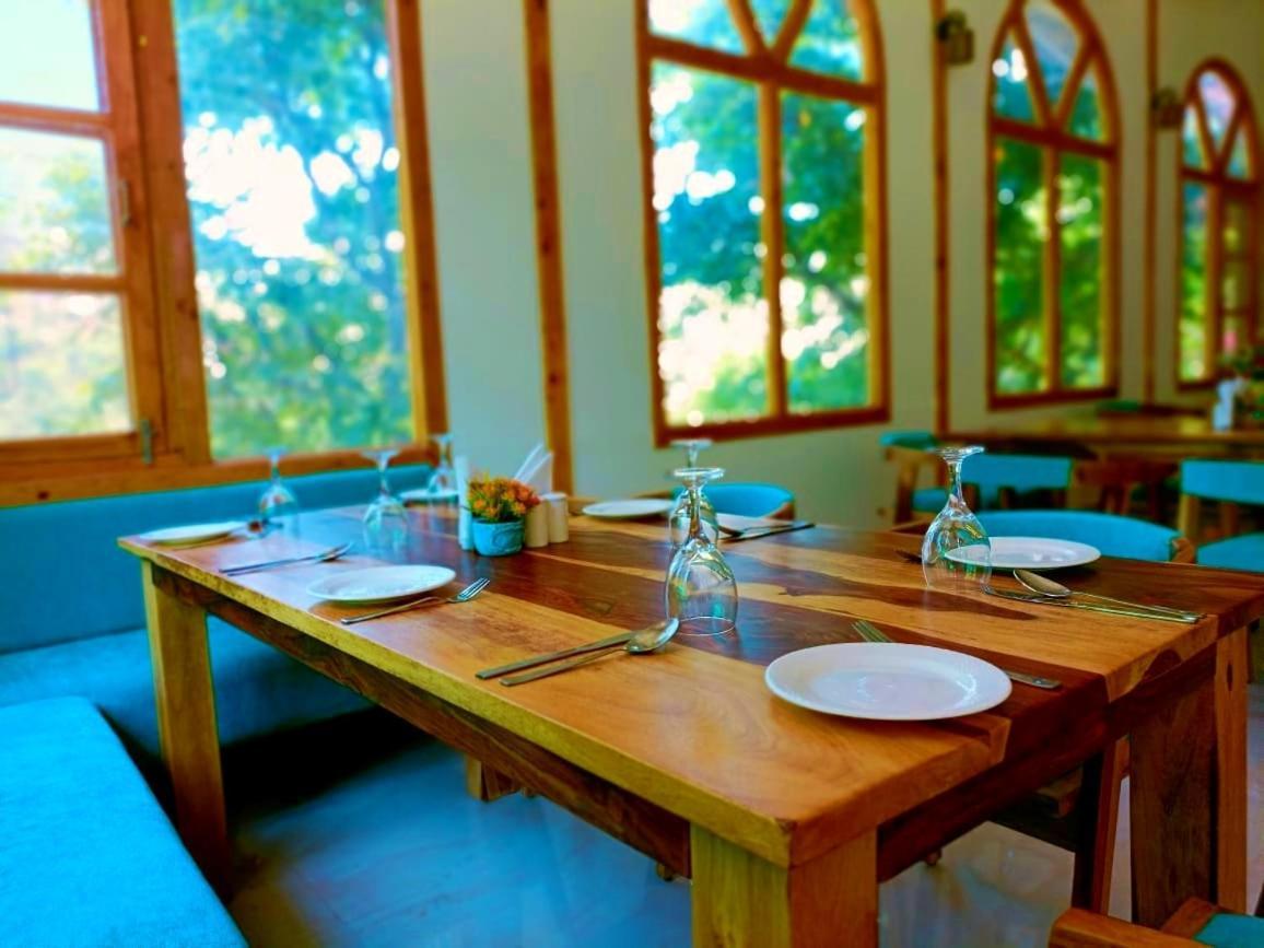 Aamod At Shoghi Luxury Cottage Resort Shimla Esterno foto